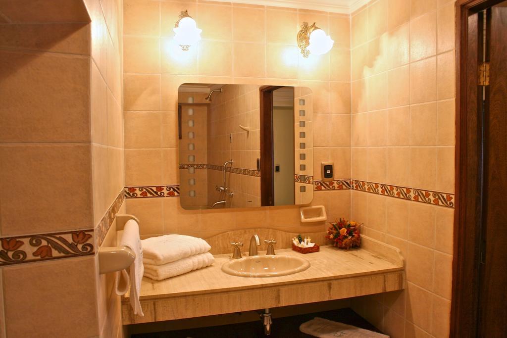 San Marino Royal Hotel Сукре Экстерьер фото