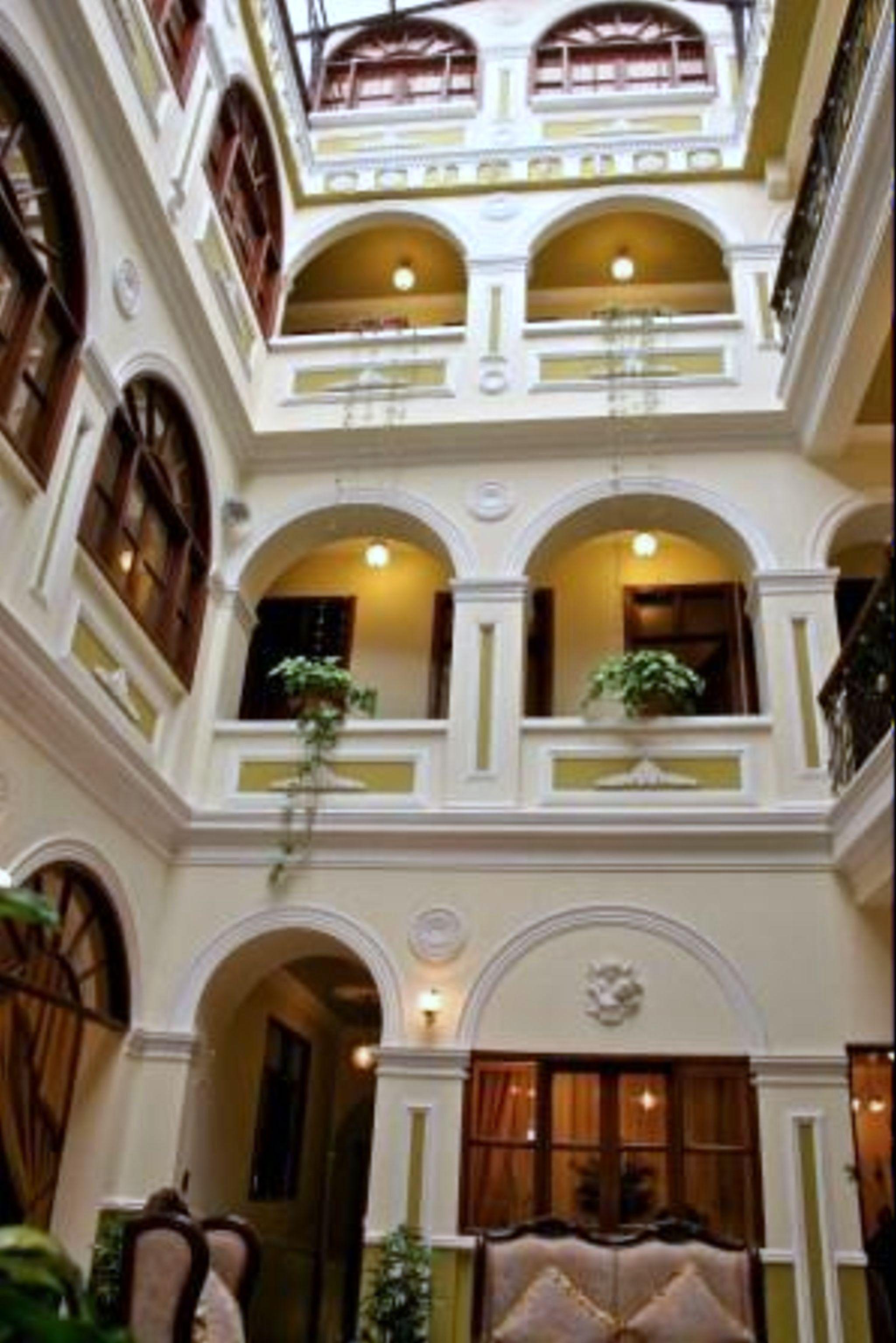 San Marino Royal Hotel Сукре Экстерьер фото